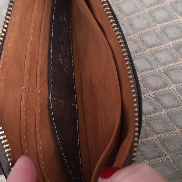 Patricia Nash wristlet nwt - Picture 3 of 4